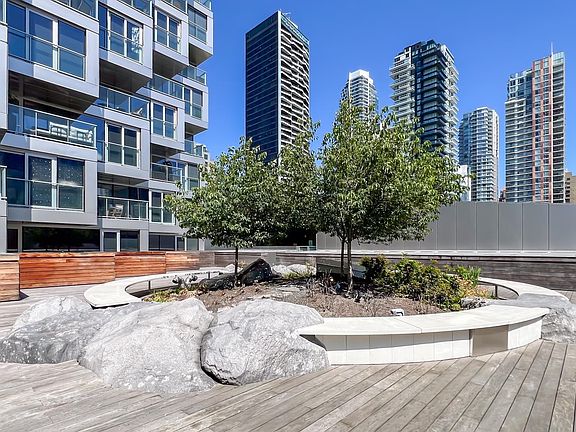 3rd image of 1480 Howe St #3007