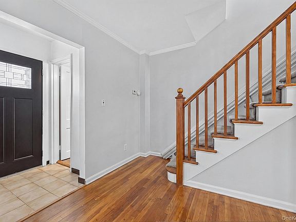 4th image of 319 Church Street