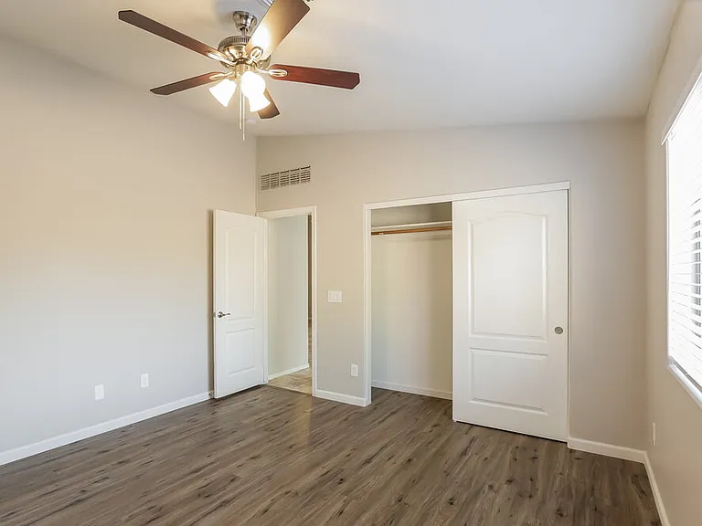 2781 W Mira Dr — Photo 11