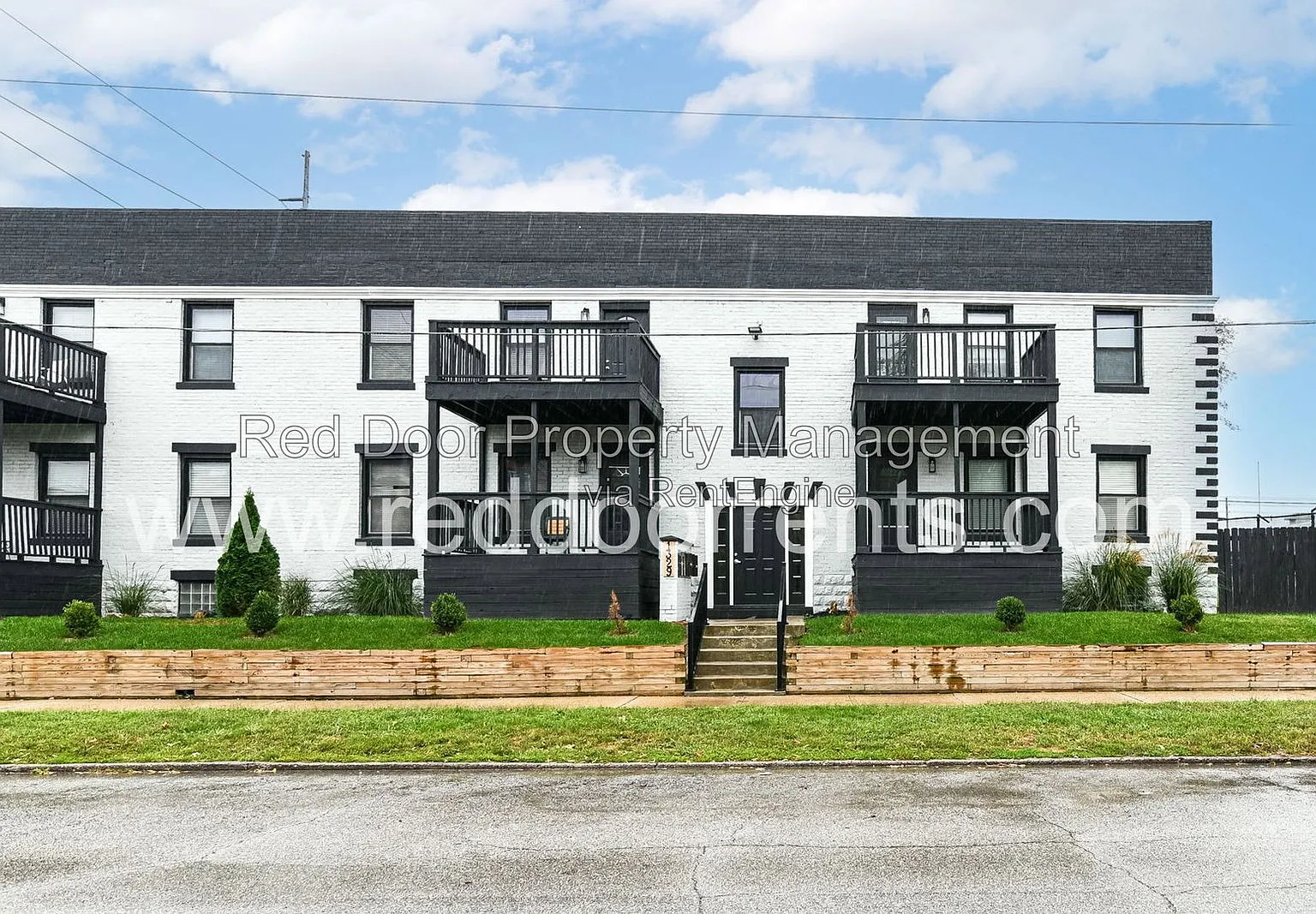1 bed, 1.0 bath, 480 sqft, $920 — Photo 1