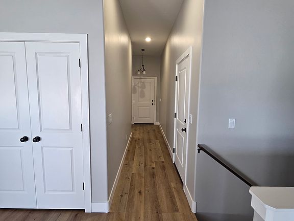 5th image of 3656 S Hazen Dr
