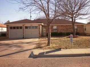 318 Walnut St, Levelland, TX 79336