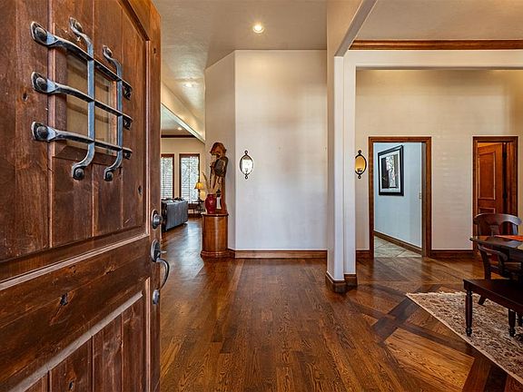 3rd image of 5608 NW 130th St