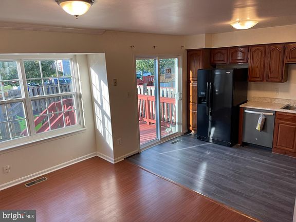 4th image of 17898 Lounsbery Dr