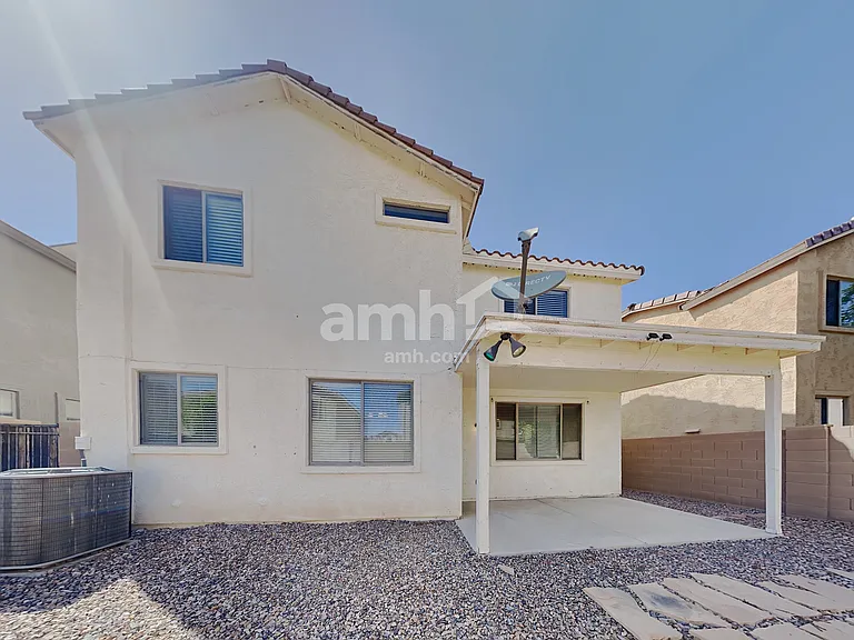 17403 W Langer Ln — Photo 21