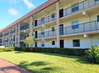 1000 Manatee Rd APT A303, Naples, FL 34114