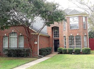 707 Saint Johns Dr, Mansfield, TX 76063