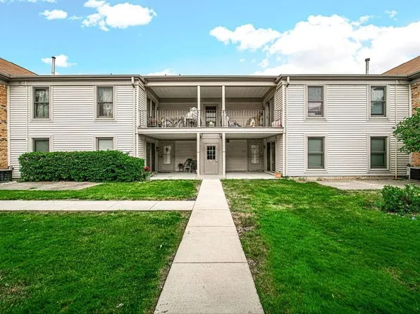 1800 Fayette Walk APT E, Hoffman Estates, IL 60169