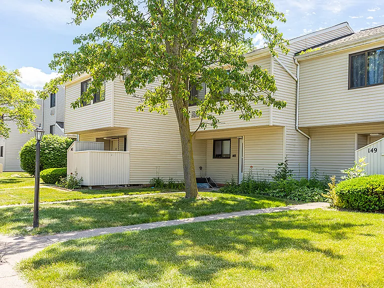 Penbrooke Meadows Apartment Homes — Photo 23