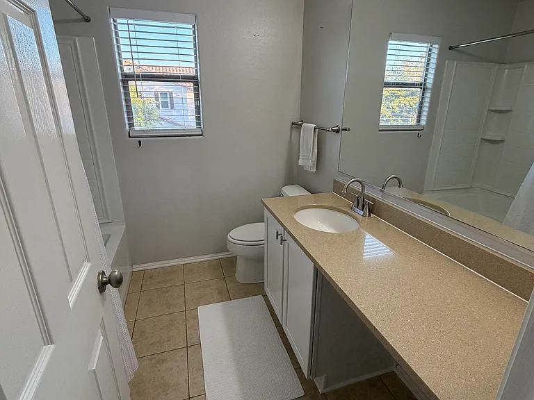 1072 S Cheshire Ln — Photo 14