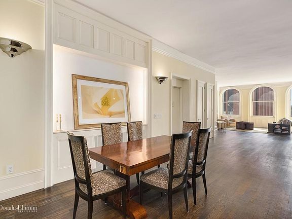 5th image of 712 Broadway APT 8