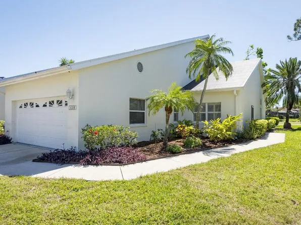 6208 Country Club Way, Sarasota, FL 34243