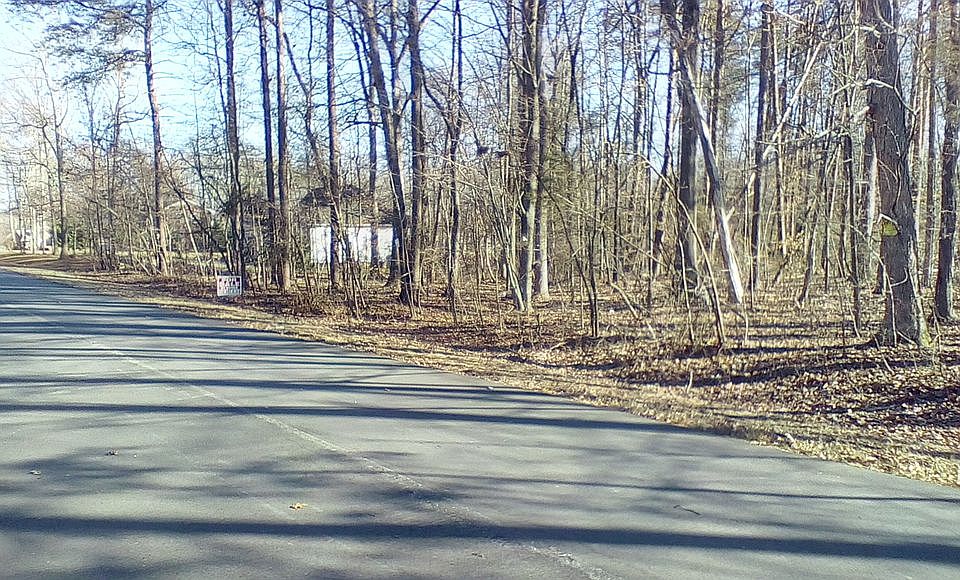 1st image of 7704 French Dr
