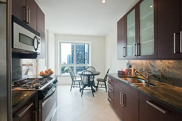 Rented by Town Residential | media 16