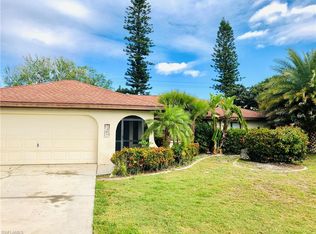 1305 SE 26th Ter, Cape Coral, FL 33904