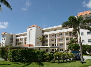 29 Yacht Club Dr APT 104, North Palm Beach, FL 33408