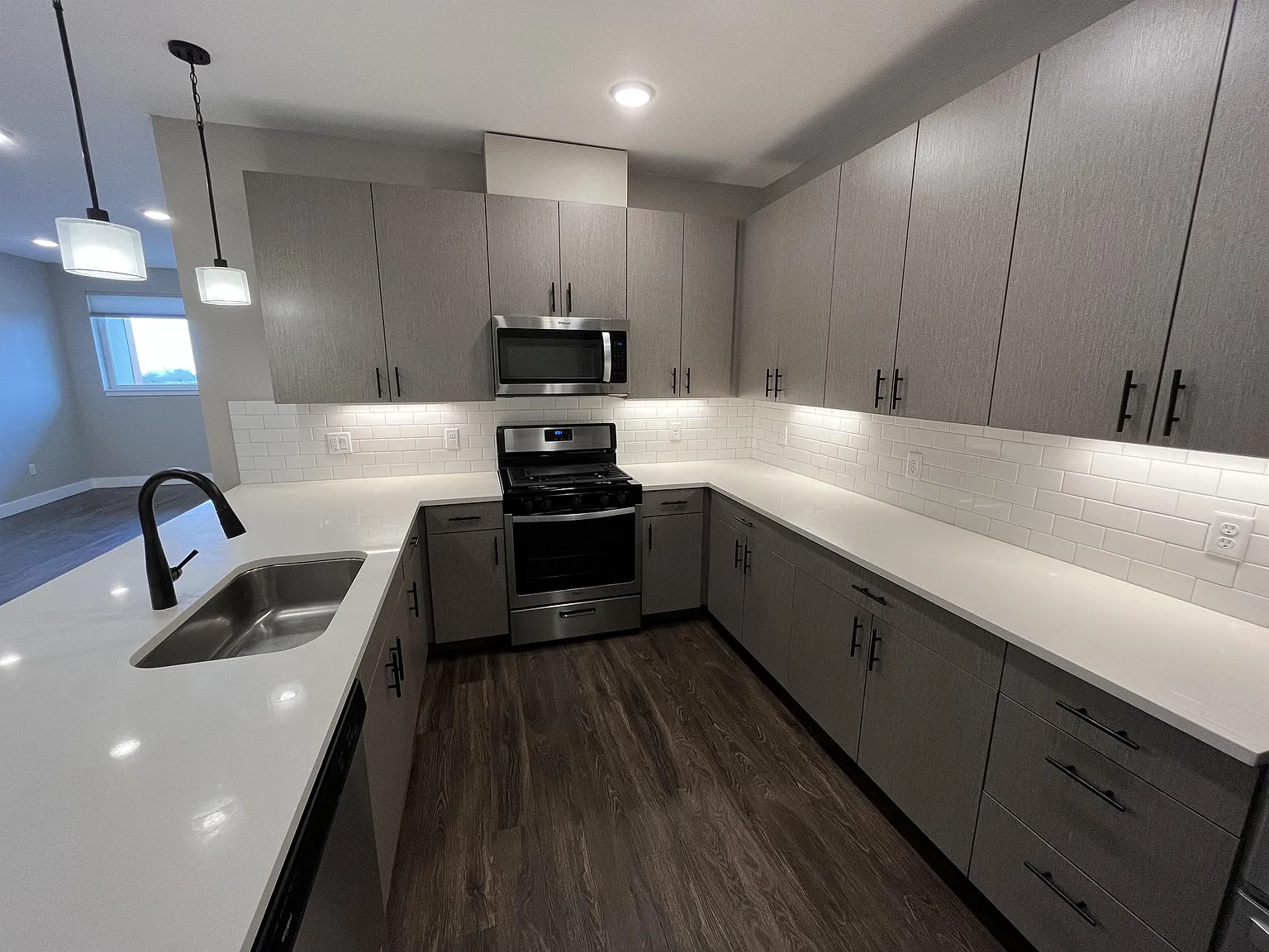 2729 W 28TH AVE - 508 — Photo 3