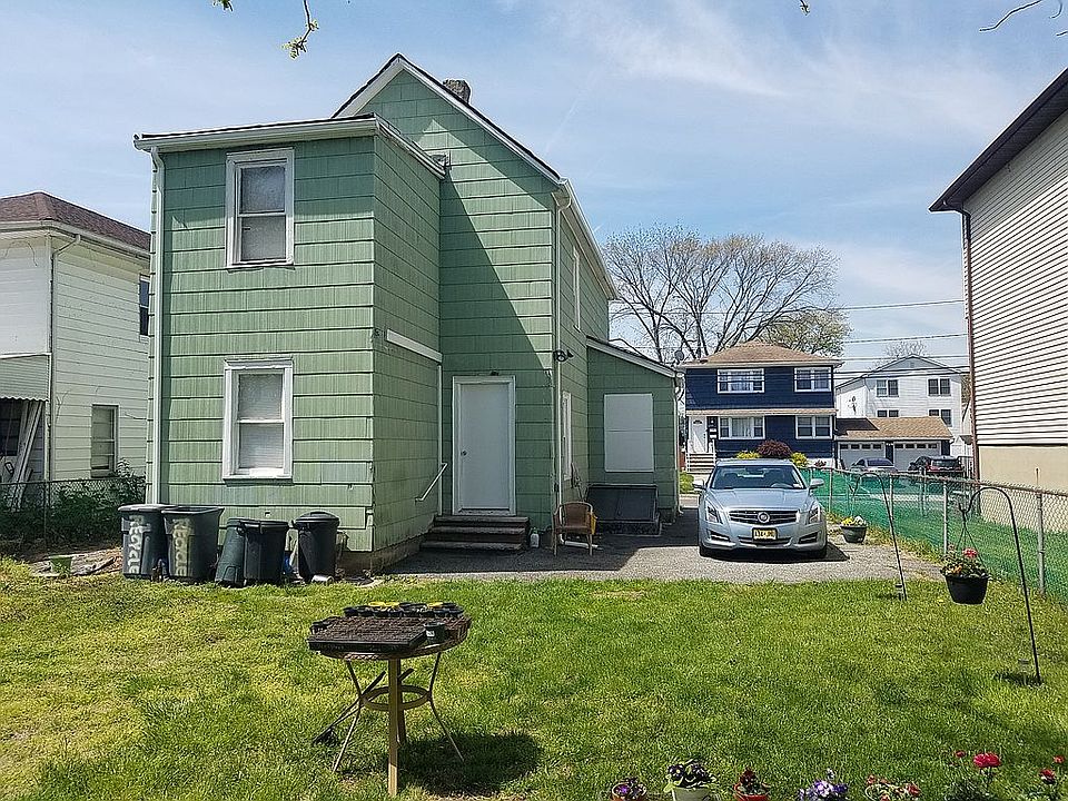 2nd image of 239 North10th St