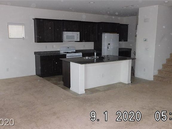 2nd image of 1134 Bradley Bay Ave