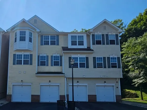 83 Conover Ter, Lebanon Boro, NJ 08833