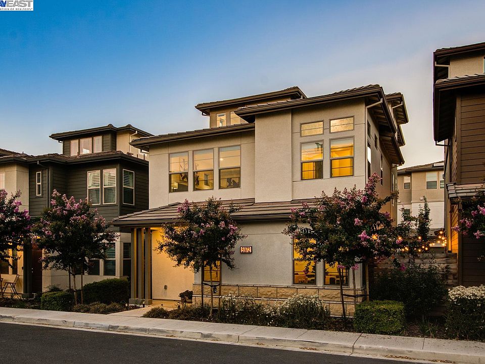 1st image of 5972 Lombard St