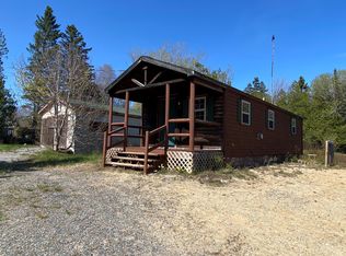 16 Crane Rd, Winter Harbor, ME 04693
