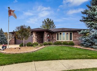 15321 Saint Andrews Dr, Orland Park, IL