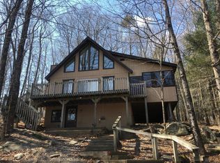 15 Lake View Dr, Lake Ariel, PA 18436