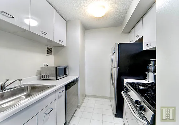 Sold by Halstead Real Estate | media 3