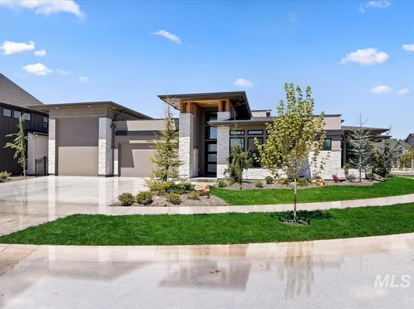 4900 W Braveheart St, Eagle, ID 83616