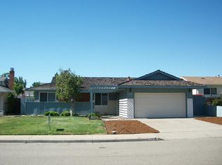 852 Sunset Dr, Livermore, CA 94551