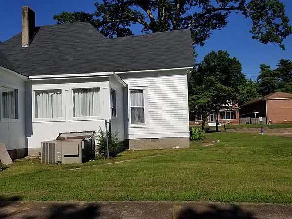 4th image of 1011 N Highland Ave