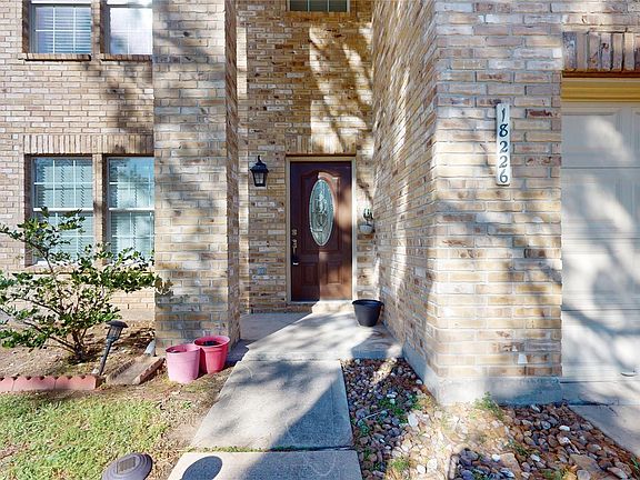 2nd image of 18226 Thicket Grove Rd