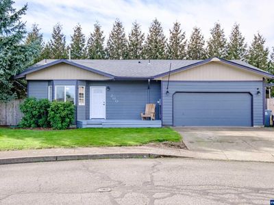 200 SE Stone Ln, Dallas, OR, 97338