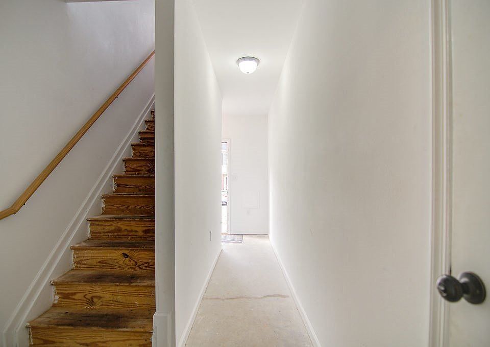 1st image of 110 Aaron Pl APT 310