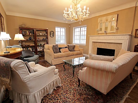 5th image of 1717 Vinsetta Blvd