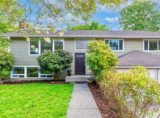 11802 76th Ave S, Seattle, WA 98178