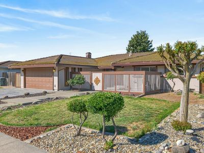 7394 Farm Dale Way, Sacramento, CA, 95831