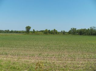 Hawthorne Dr #4, Pulaski, WI 54162