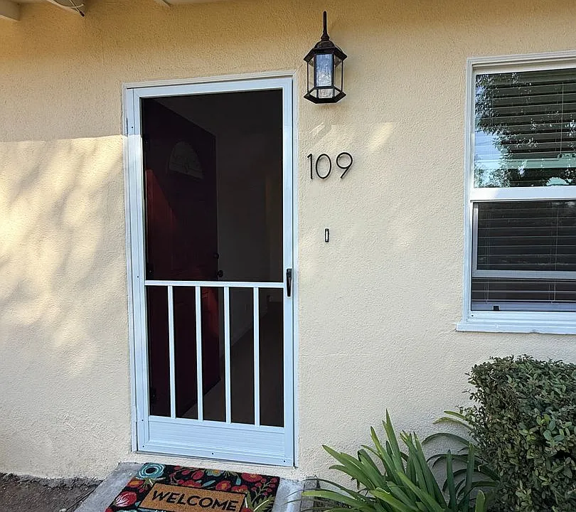 111 W McFarlane Dr