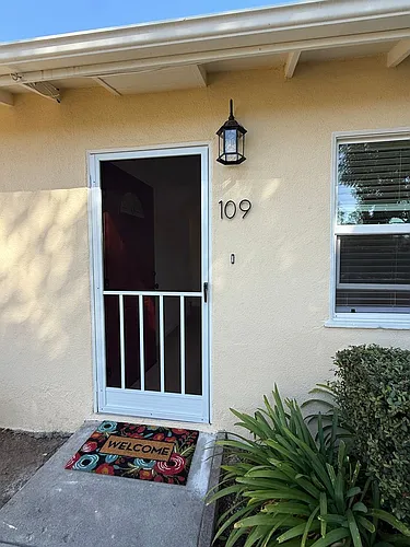 Floor plan 109 W McFarlane Drive