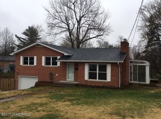 2306 Oakview Dr, Jefferson City, MO 65109
