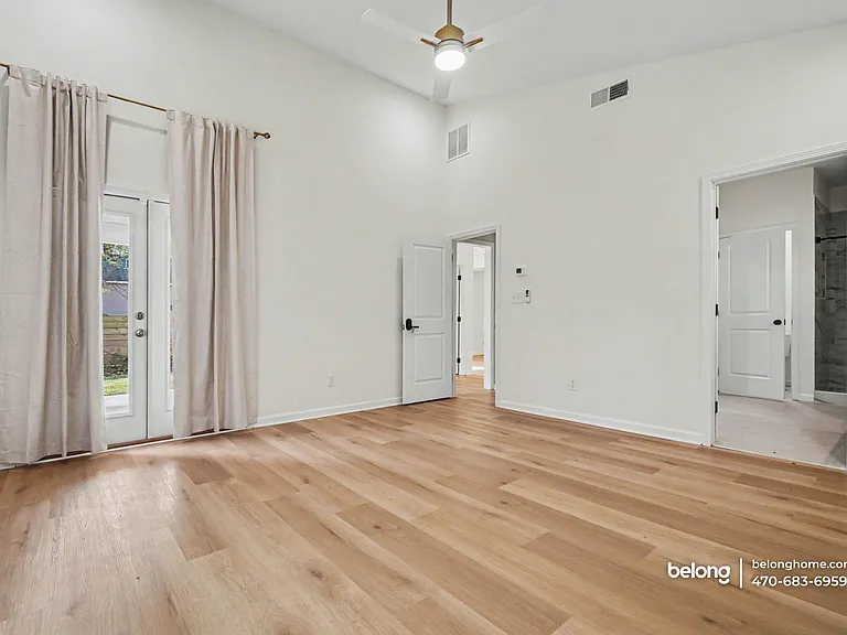 1017 Sparks St SW — Photo 17