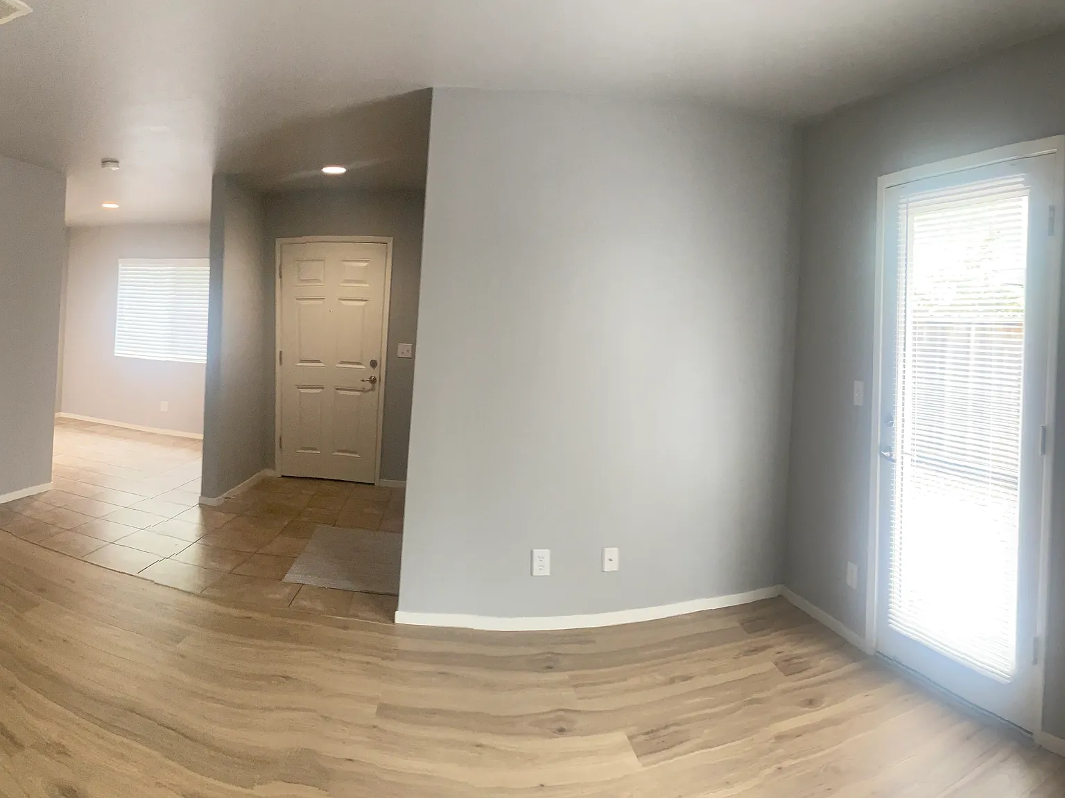 3 bed, 2.5 bath, 1250 sqft, $3,150 — Photo 4