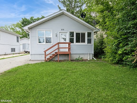 2nd image of 215 Glenwood Dr