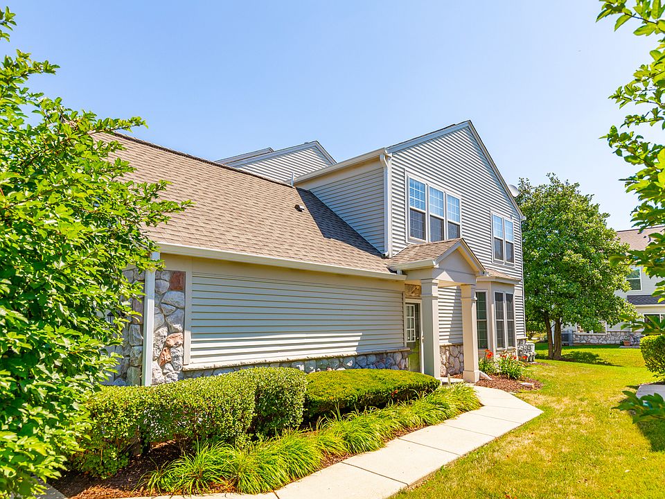 1st image of 24849 Franklin Ln