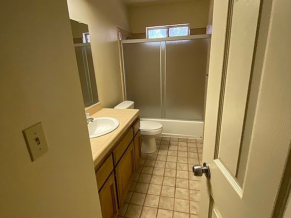 4th image of 2332 E Four Creeks Ct