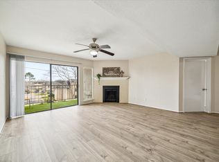 2822 S Bartell Dr APT 31, Houston, TX 77054