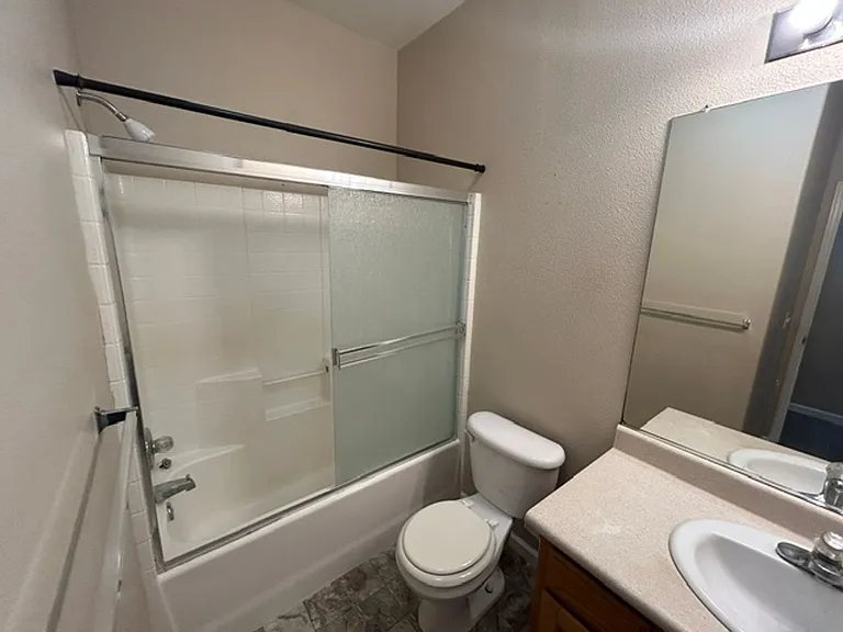 814 W James Ct — Photo 14