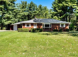 16285 Elmwood St, Mishawaka, IN 46544